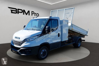 Con volquete estándar Iveco