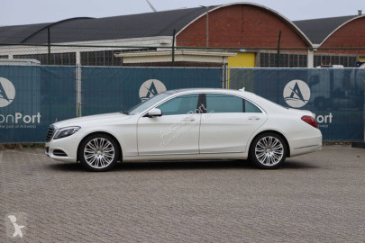 Sedan Mercedes