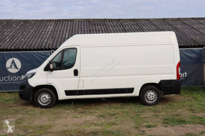 Lange bestelwagen Peugeot