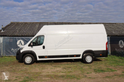 Lange bestelwagen Peugeot