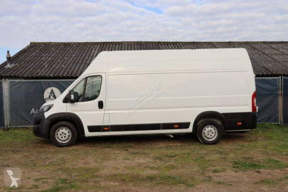 Lange bestelwagen Peugeot