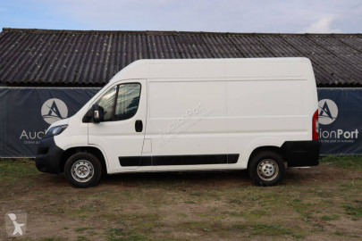Lange bestelwagen Peugeot