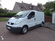 Renault Trafic L1H1 2,0L DCI 115 CV used positive trailer body refrigerated van