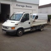 Furgoneta furgoneta volquete estándar Iveco Daily 35C12