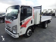 Utilitaire benne tri-benne Isuzu