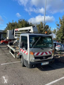 Utilitaire nacelle Nissan occasion