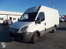 Iveco Daily 35S13 fourgon utilitaire occasion