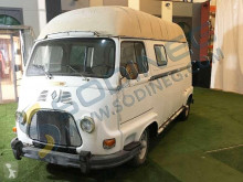 Voiture berline Renault ESTAFETTE 1000