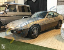 Voiture berline Porsche 924 COUPE