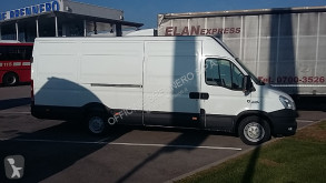 Iveco 35S13 V használt haszongépjármű furgon