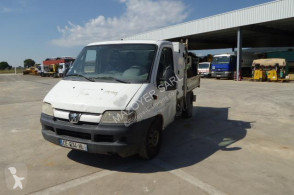 Peugeot Boxer utilitaire benne standard occasion