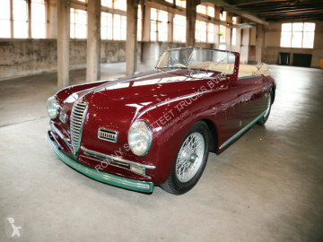 Voiture cabriolet Alfa-Roméo 6C 2500 S Cabriolet 6C 2500 S Cabriolet by Pininfarina