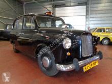 Voiture monospace Austin Hackney FX 4