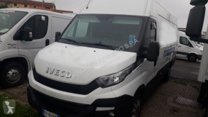 Furgoneta furgoneta furgón usada Iveco 35S17A8 V
