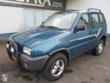 Carro 4 x 4 / SUV Nissan Terrano SLX 2.4E