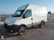 Iveco Daily 35C13 nyttofordon begagnad