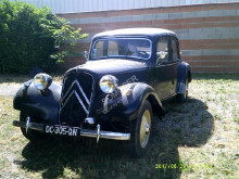 Voiture berline Citroën Traction 11BL