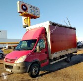 Utilitaire savoyarde Iveco Daily 65C18