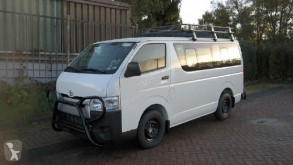 Véhicule utilitaire Toyota 3.0 neuf