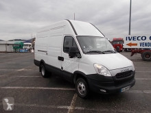 Fourgon utilitaire Iveco Daily 35C13 H3