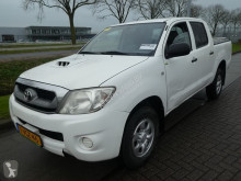 Toyota HiLux 2.5 d4d 4wd dc used flatbed van
