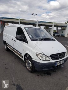Furgoneta furgoneta frigorífica caja positiva Mercedes Vito 109 CDI