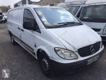 Furgoneta furgoneta frigorífica caja positiva usada Mercedes Vito 109 CDI