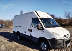 Pojazd dostawczy Iveco