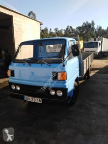 Utilitaire plateau Mitsubishi Canter