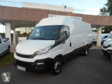 Fourgon utilitaire Iveco Daily 35C14V16