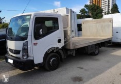 Renault flatbed van Maxity 140.35