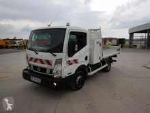 Nissan Cabstar utilitaire benne standard occasion