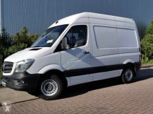 Furgoneta Mercedes Sprinter 314 cdi kort/hoog navi a furgoneta furgón usada
