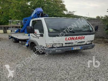 Furgoneta Nissan Cabstar plataforma elevadora sobre camión usada