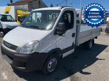 Utilitaire plateau Iveco Daily 35C12