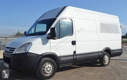 Iveco Daily 35S14D fourgon utilitaire occasion