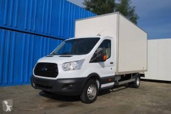 Utilitaire caisse grand volume Ford Transit