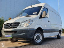 Fourgon utilitaire Mercedes Sprinter 311 cdi l2h2 laag kilome