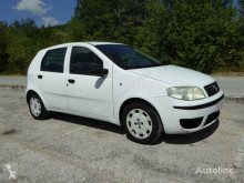Voiture citadine Fiat Punto 1300