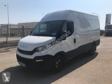 Fourgon utilitaire occasion Iveco Daily Hi-Matic