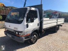 Utilitaire plateau Mitsubishi Canter