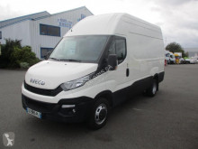 Fourgon utilitaire Iveco Daily 35C13
