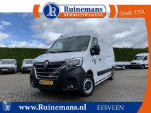 Renault Master T35 2.3 dCi 135 PK / L2H2 / Red EDITION / 3.438 KM !! / FABRIEKSGARANTIE / LED DAGRIJVERL. / NAVIGATIE / AIRCO / CRUISE / 270 A. furgone usato