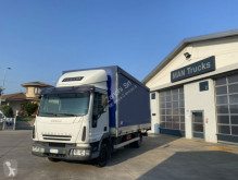 Camion centinato alla francese