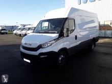 Fourgon utilitaire Iveco Daily 35C14V12