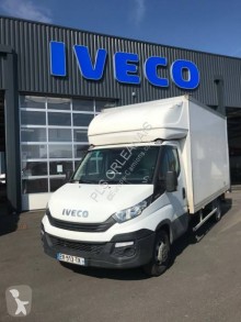 Utilitaire caisse grand volume Iveco Daily 35C16