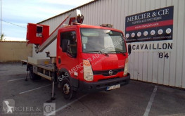 Pojazd dostawczy Nissan Cabstar używany