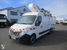 Utilitaire nacelle Renault Master Traction 125.35