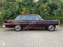 Furgoneta coche berlina Mercedes 230 S Heckflosse W111 S Heckflosse W111