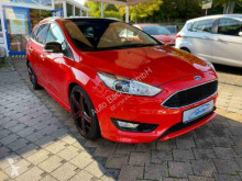 Voiture berline Ford Focus Turnier Titanium